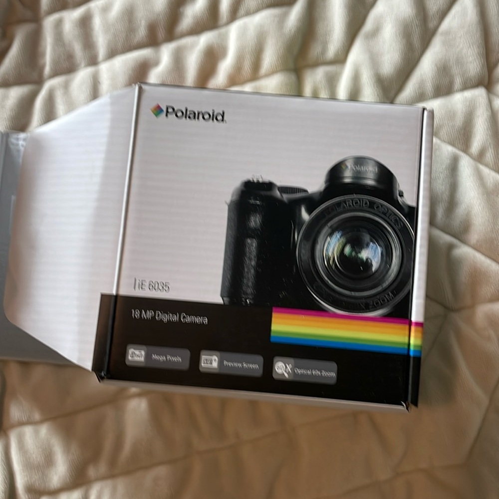 Poloroid camera